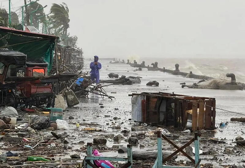 Власти Филиппин провели массовую эвакуацию из-за супертайфуна