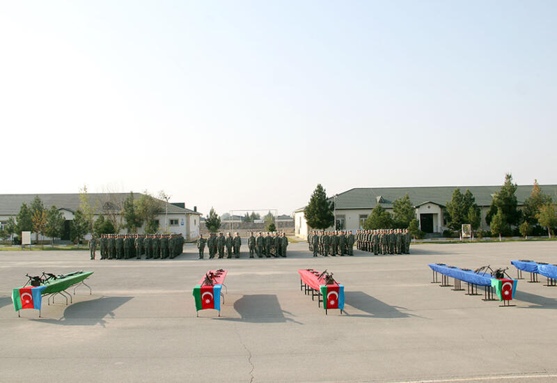 Azərbaycan Ordusunda andiçmə mərasimləri keçirilib