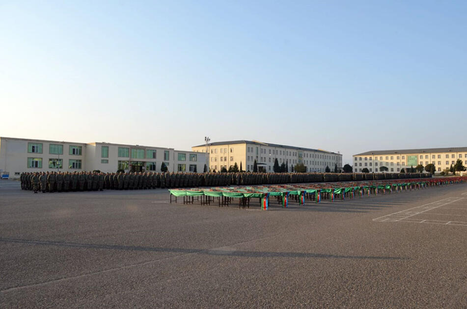 Azərbaycan Ordusunda andiçmə mərasimləri keçirilib