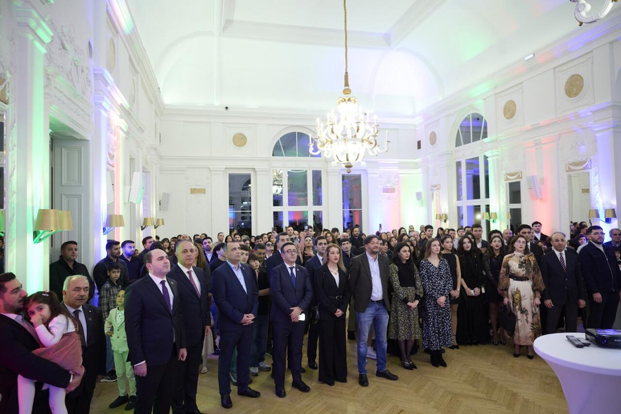 Zəfər Günü Strasburqda təntənə ilə qeyd olunub