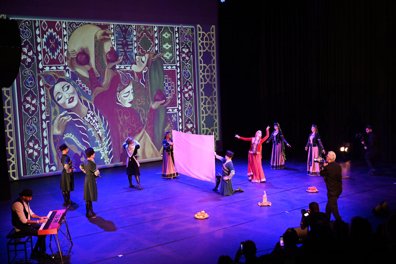 В Нидерландах с большим энтузиазмом отметили День Победы Азербайджана