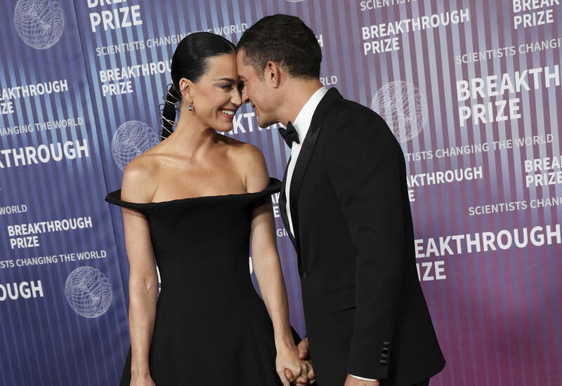 Кэти Перри намекнула на причину развода с Орландо Блумом