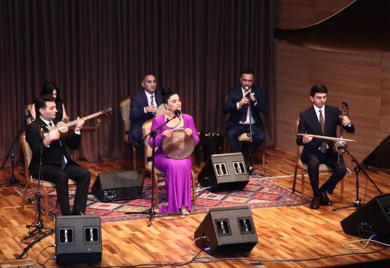 Яркие интерпретации ханенде и музыкантов представлены в рамках проекта "Muğamat axşamı"