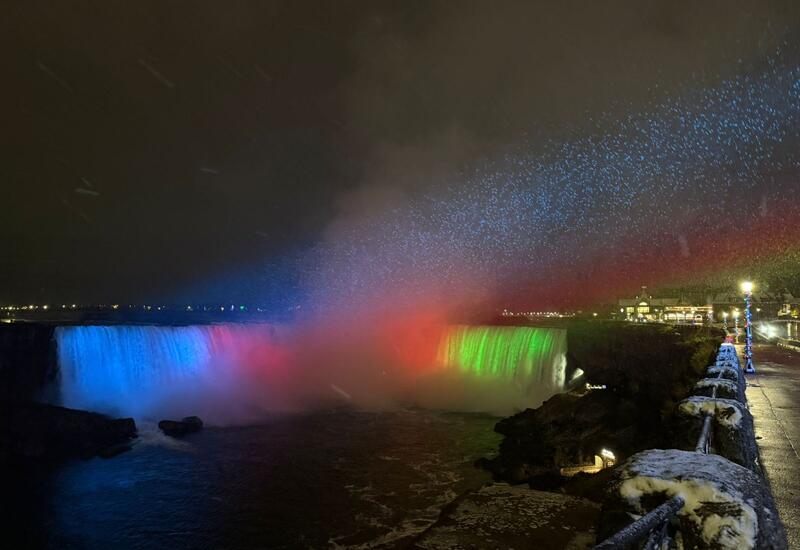 Водопад Ниагара окрасился в цвета флага Азербайджана