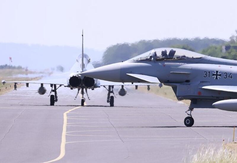 Истребители страны НАТО начали учения у российских границ