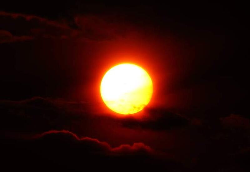 Более 10 вспышек произошли на Солнце за сутки