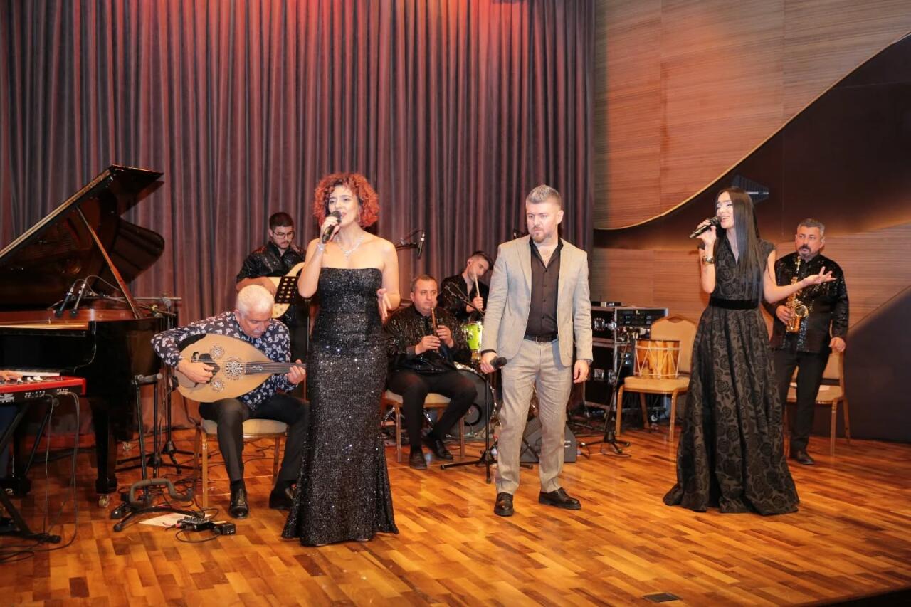 В Баку прошел вечер патриотической музыки "Наша славная история Победы"