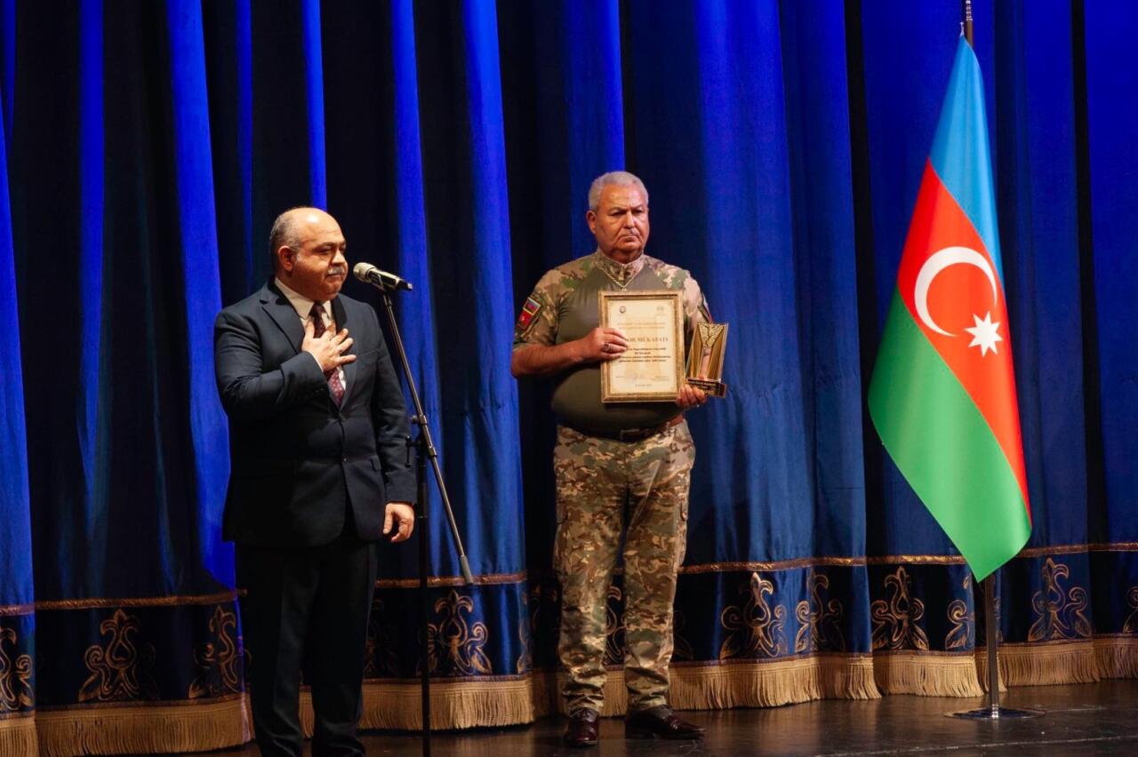 Победе Азербайджана посвящается