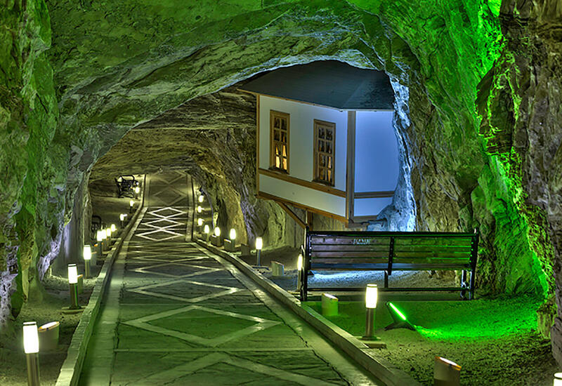 В Азербайджане закрылся известный музей