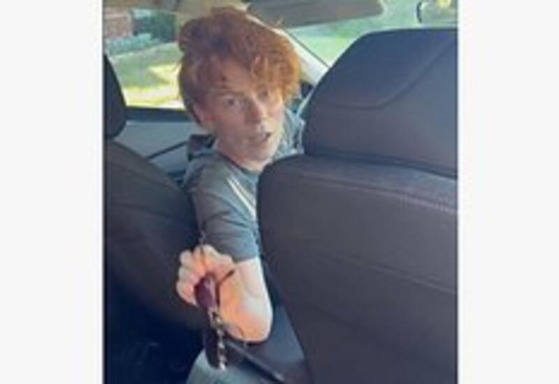 Водитель такси отказалась везти полного блогера и вызвала его возмущение