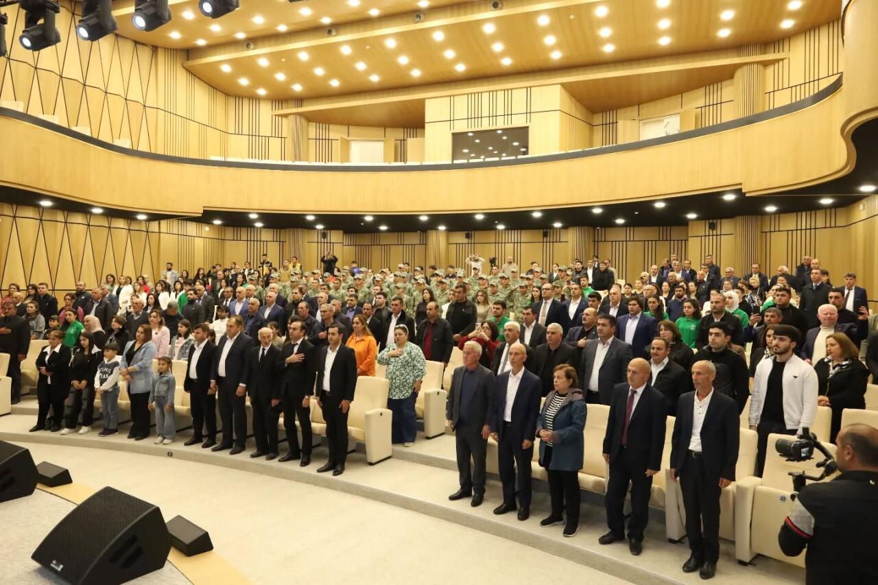 В Агдаме представлены жемчужины народной музыки