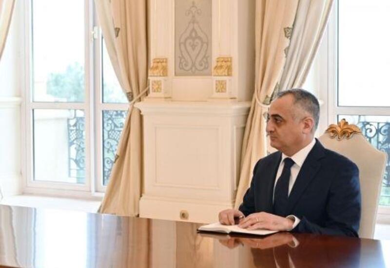 İşdən çıxarılan Fuad Nəcəfli kimdir?