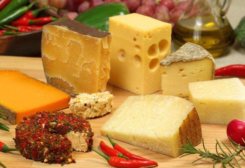 Parmesan pendiri əslində nədən hazırlanır?