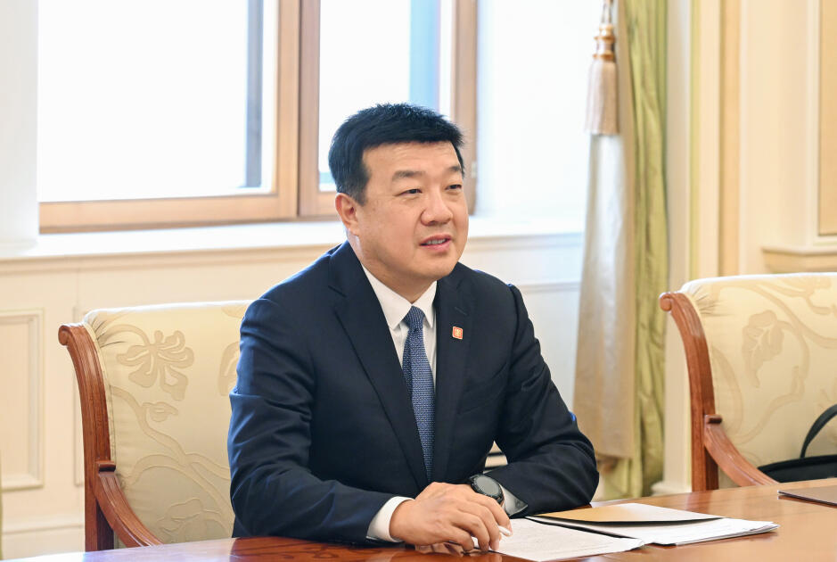 Президент Ильхам Алиев принял делегацию китайской компании China Datang Corporation Ltd.
