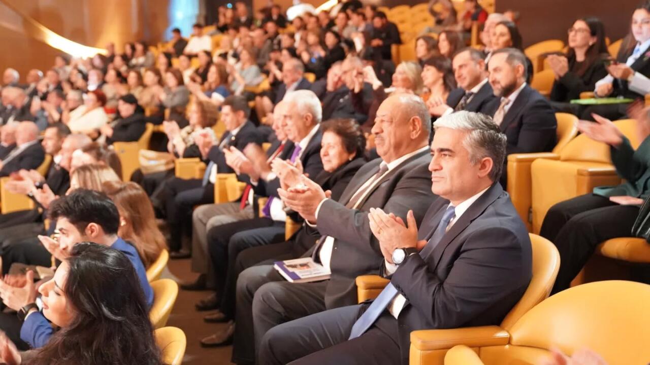 В Баку состоялся вечер патриотической песни, посвященный Дню Конституции и Дню Победы