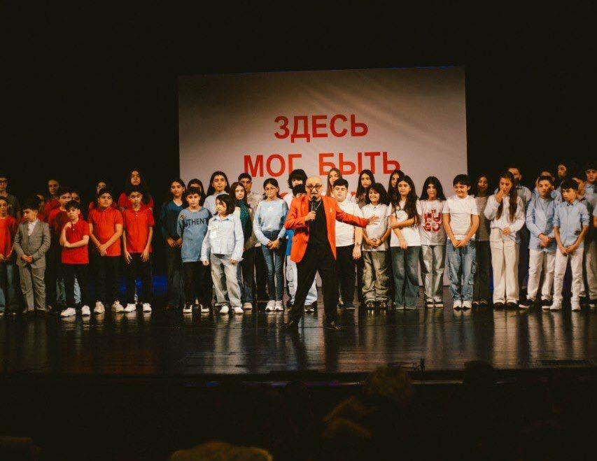 В Баку проходит Детская юниор-лига КВН