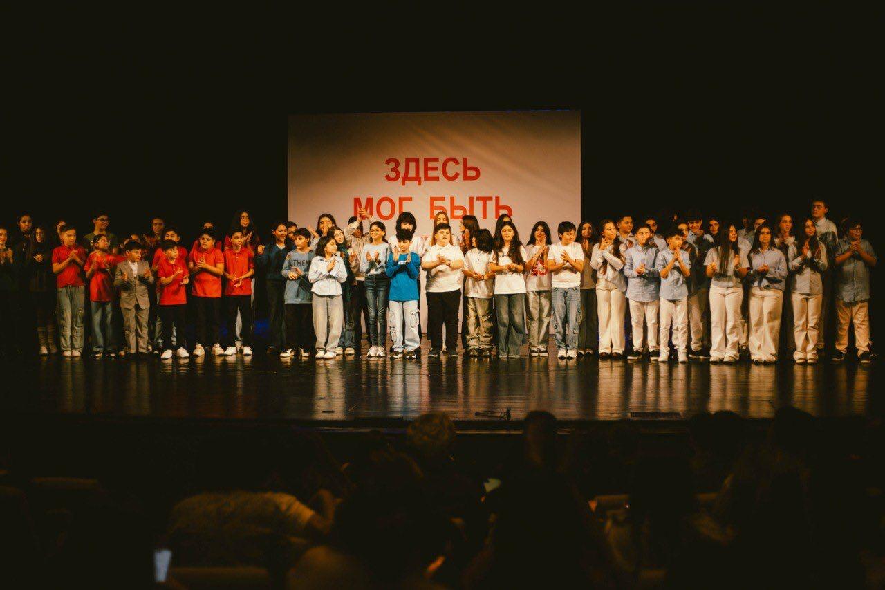 В Баку проходит Детская юниор-лига КВН