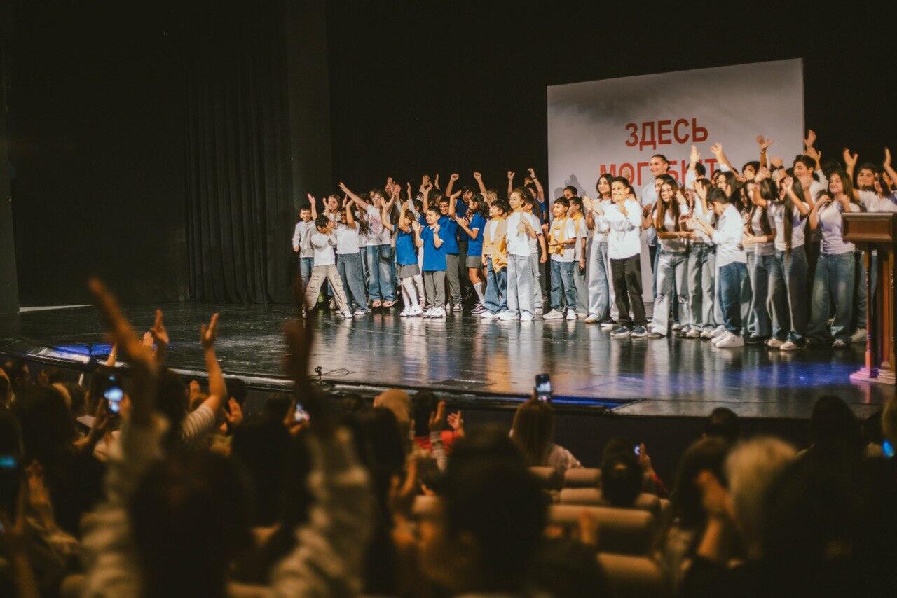 В Баку проходит Детская юниор-лига КВН