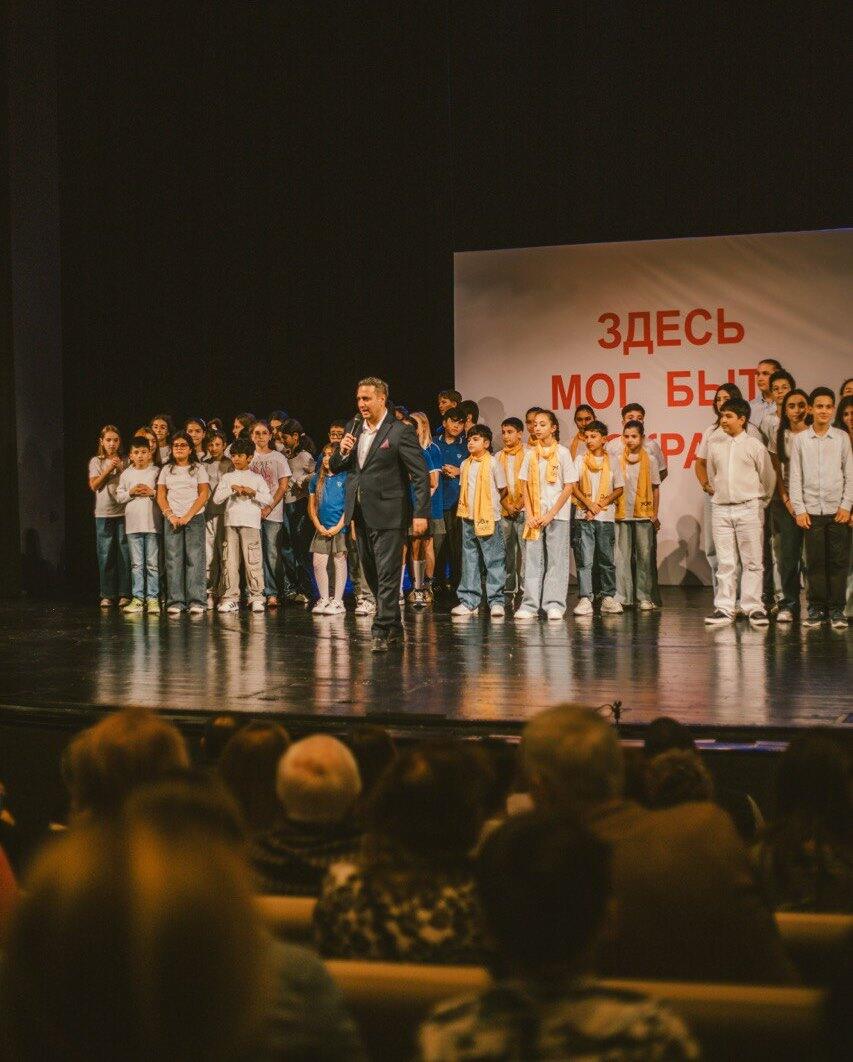 В Баку проходит Детская юниор-лига КВН