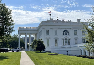 Белый дом назвал Би-би-си &quot;левацкой пропагандистской машиной&quot;