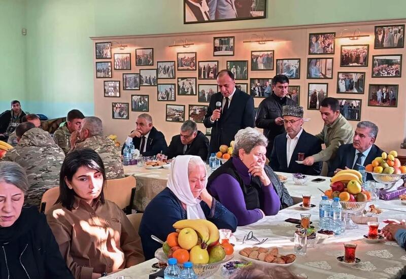 Bibiheybət məscid-ziyarətgah Kompleksində şəhidlərimizin əziz xatirəsi anılıb