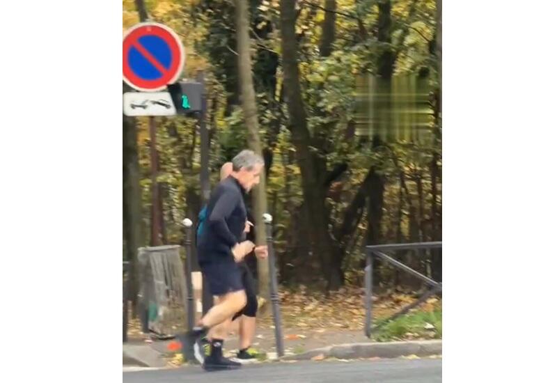 Саркози заметили на пробежке в Париже