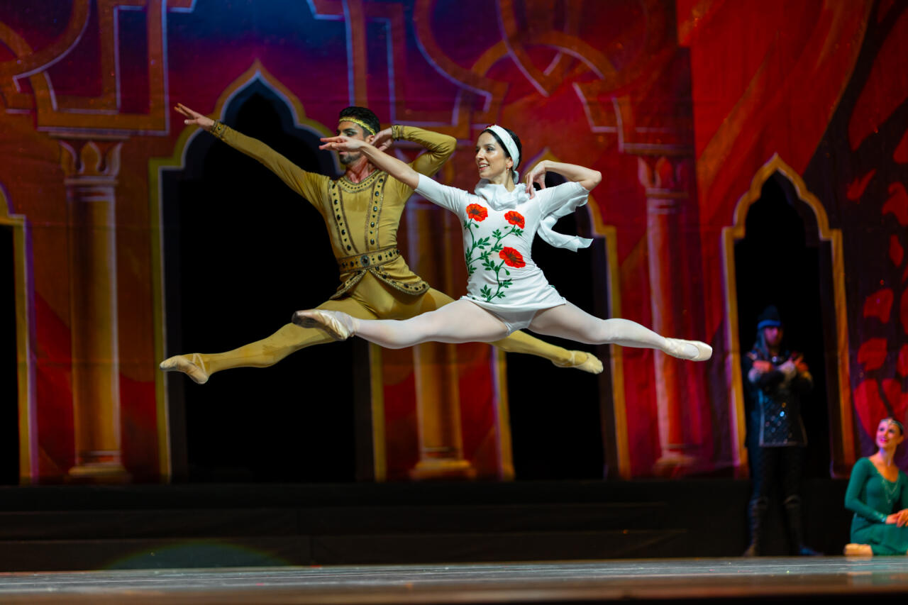 "Семь красавиц" в Азербайджане - возрождение шедевра легенды о любви и власти