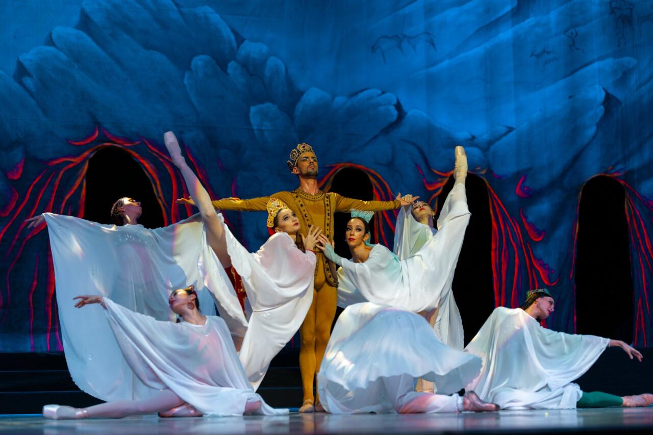 "Семь красавиц" в Азербайджане - возрождение шедевра легенды о любви и власти