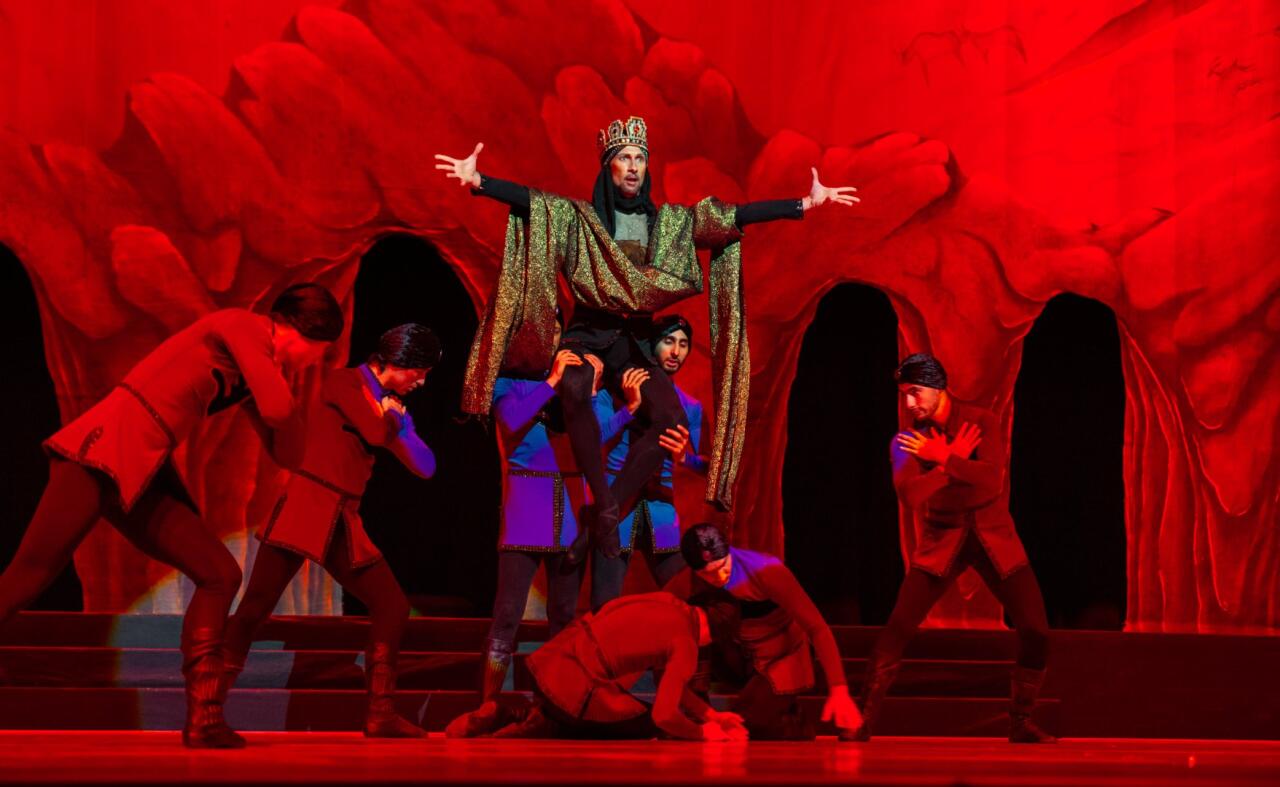 "Семь красавиц" в Азербайджане - возрождение шедевра легенды о любви и власти