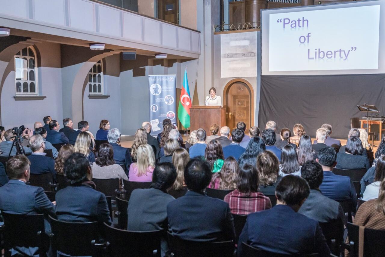 İsveçrədə Azərbaycan mədəniyyətinin və Zəfərin sədası