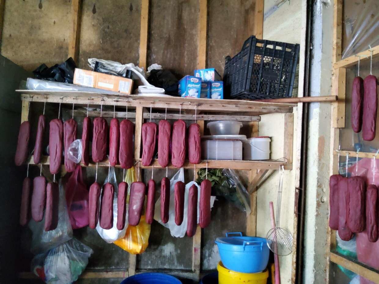 В Баку на рынке в говяжьей бастурме обнаружили ДНК лошади