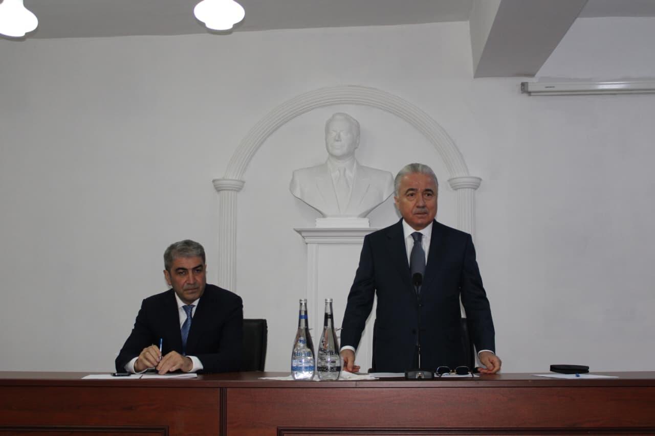 Balakən Rayon İcra Hakimiyyətinin başçısı kollektivə təqdim olunub