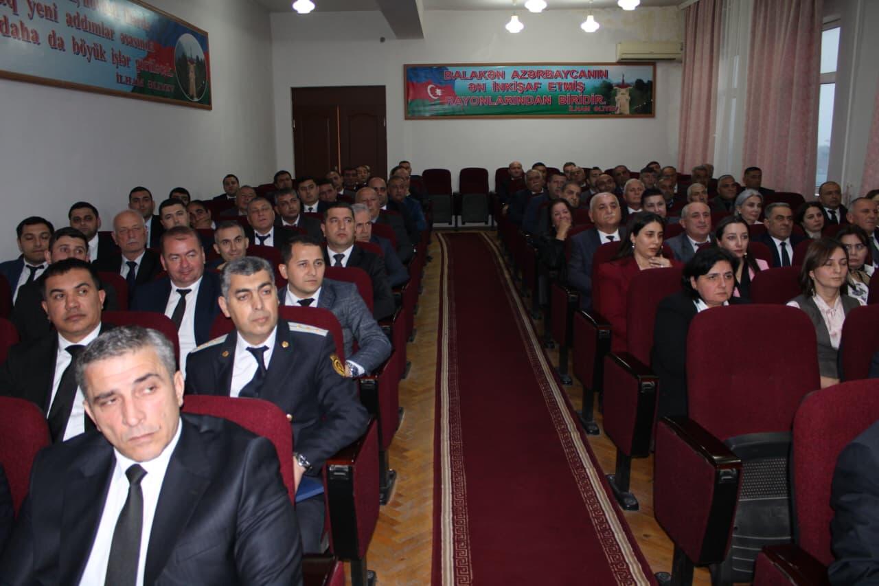 Balakən Rayon İcra Hakimiyyətinin başçısı kollektivə təqdim olunub