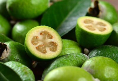 Кому не стоит есть фейхоа?