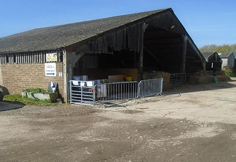 Контактный зоопарк в Англии оказался в центре скандала