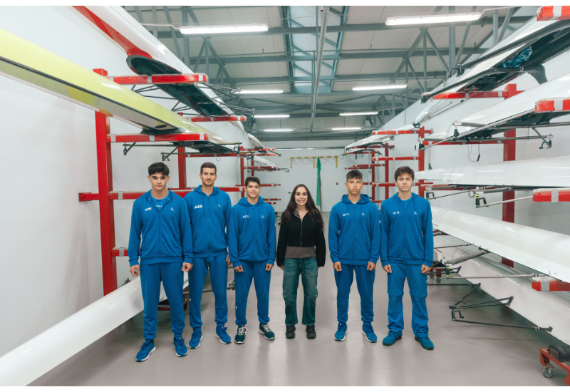 Heydər Əliyev Fondunun vitse-prezidenti Leyla Əliyeva Mingəçevirdə yerləşən avarçəkmə bazasında idmançılarla görüşüb