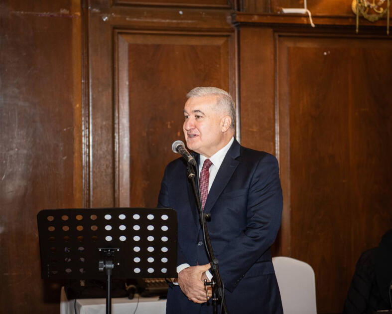 Londonda "Vətən müharibəsi tarixi. Şəxsiyyət faktoru" kitabının  təqdimatı keçirilib