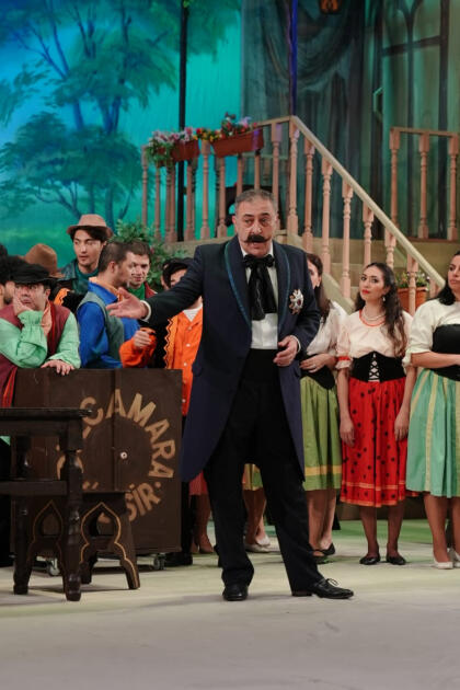 Азербайджанский театр оперы и балета представил спектакль «Любовный напиток»