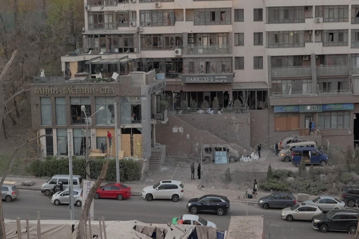 В посольстве Азербайджана в Украине проведены меры безопасности, территория взята под контроль