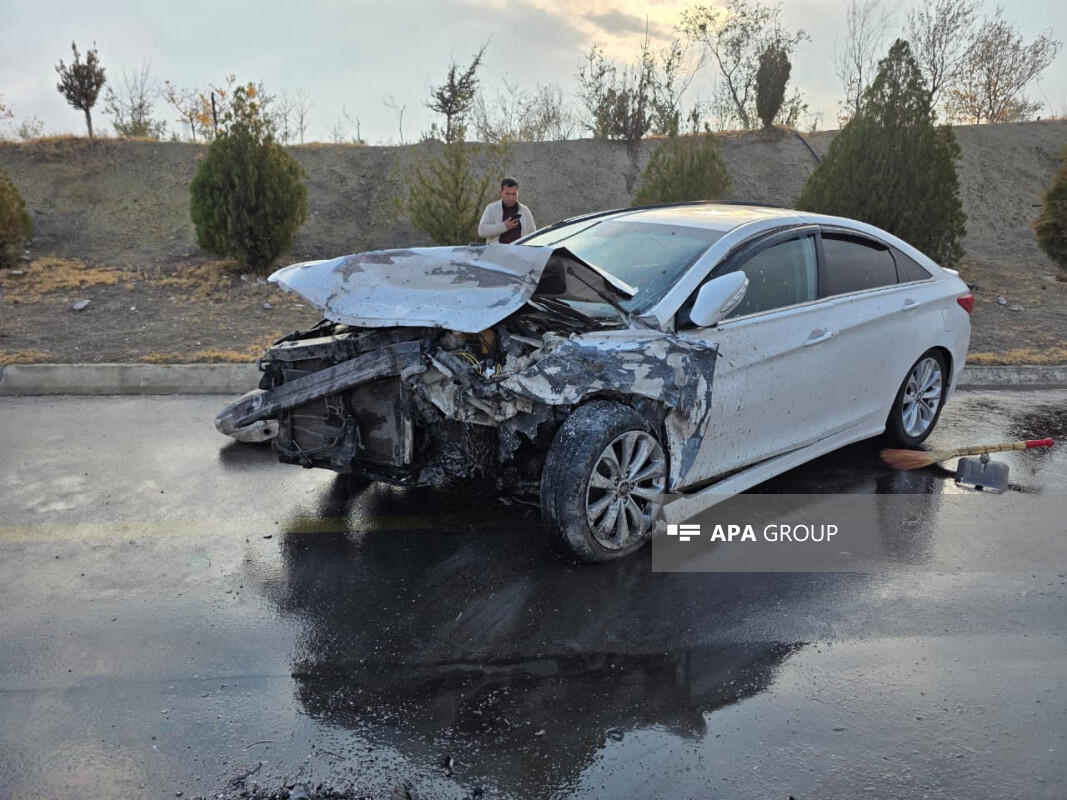 В Нахчыване столкнулись Hyundai и Mercedes
