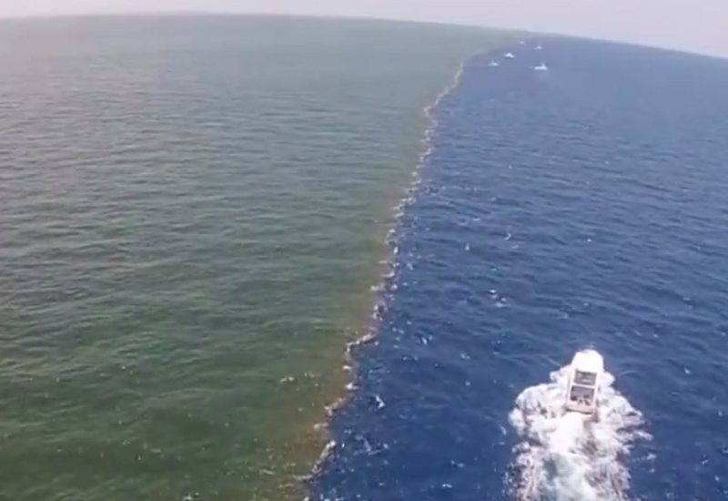 Место встречи реки и залива