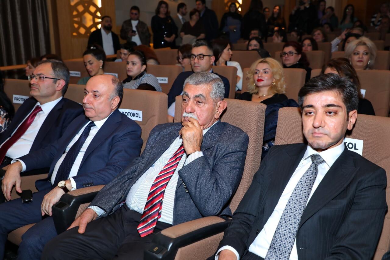 Не могу забыть. Амалия Панахова