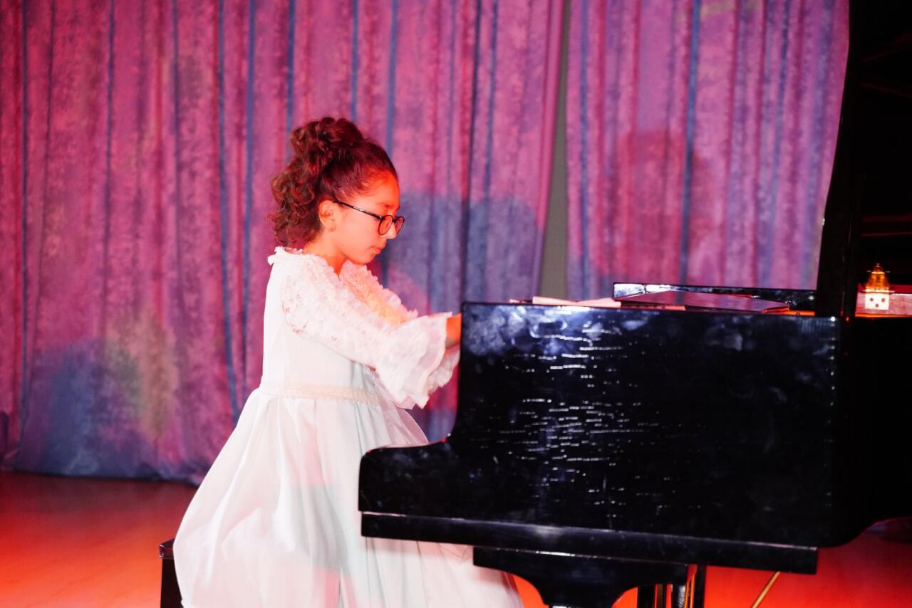 Талантливые дети создали в Баку атмосферу эпохи барокко