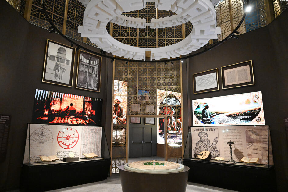 Президент Ильхам Алиев ознакомился с Центром исламской цивилизации в Ташкенте