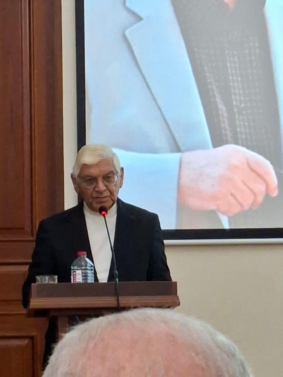 Научные материалы всемирно известного учёного Рафига Алиева переданы в музей