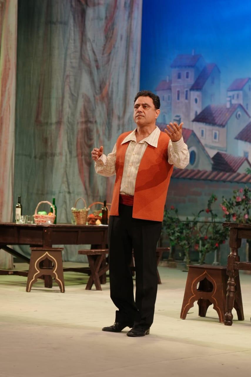 В Баку развернулись итальянские страсти с любовным зельем