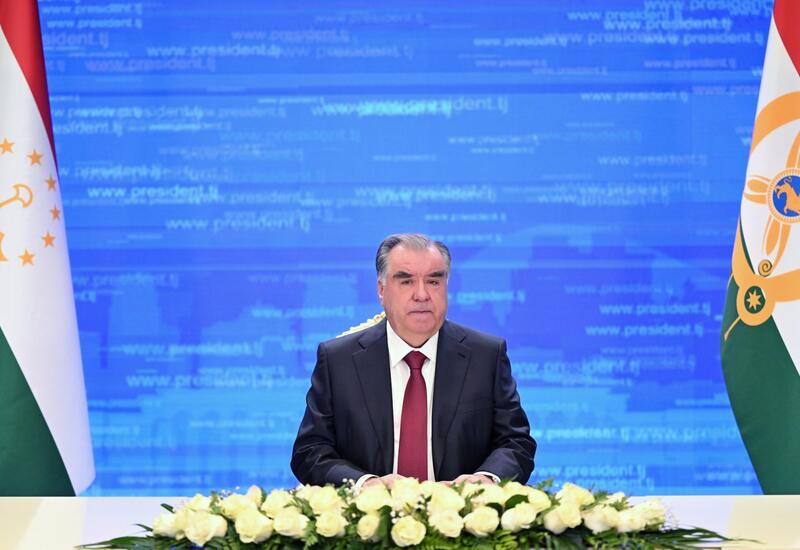 Эмомали Рахмон поздравил Президента Ильхама Алиева в связи со вступлением Азербайджана в формат консультативной встречи ЦА