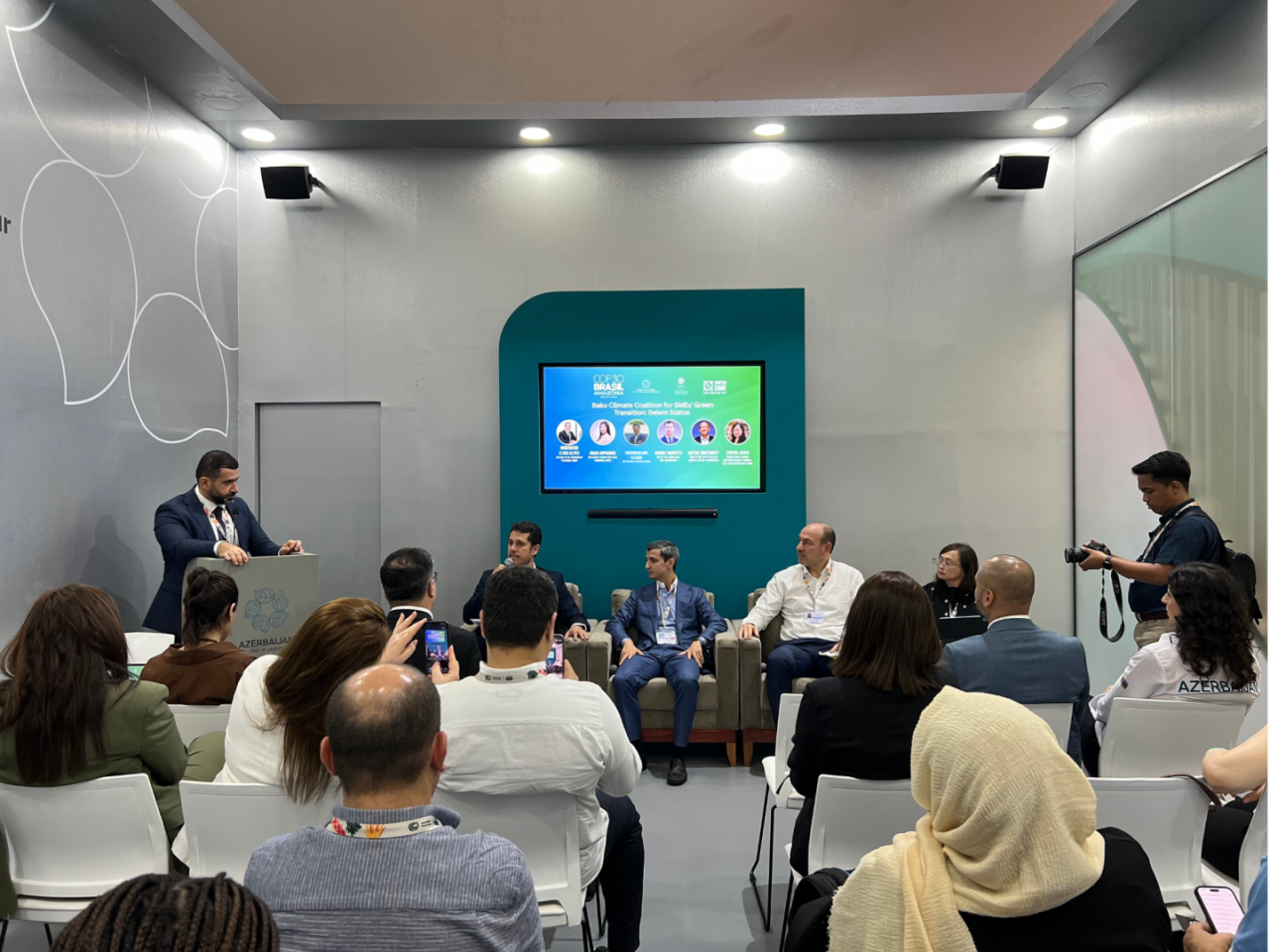 COP30 çərçivəsində “KOB-ların yaşıl keçidi üçün Bakı İqlim Koalisiyası - Belem statusu” mövzusunda panel müzakirə təşkil olunub