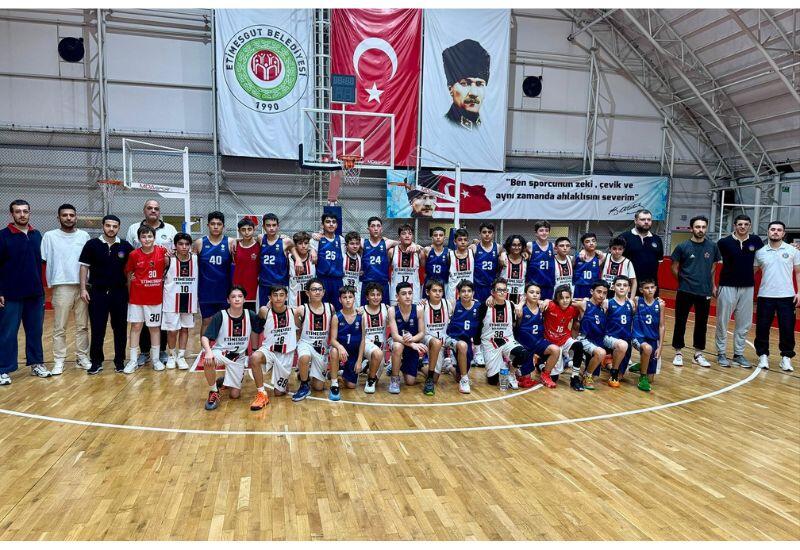 Сборная Азербайджана по баскетболу U-13 прошла сбор в Анкаре