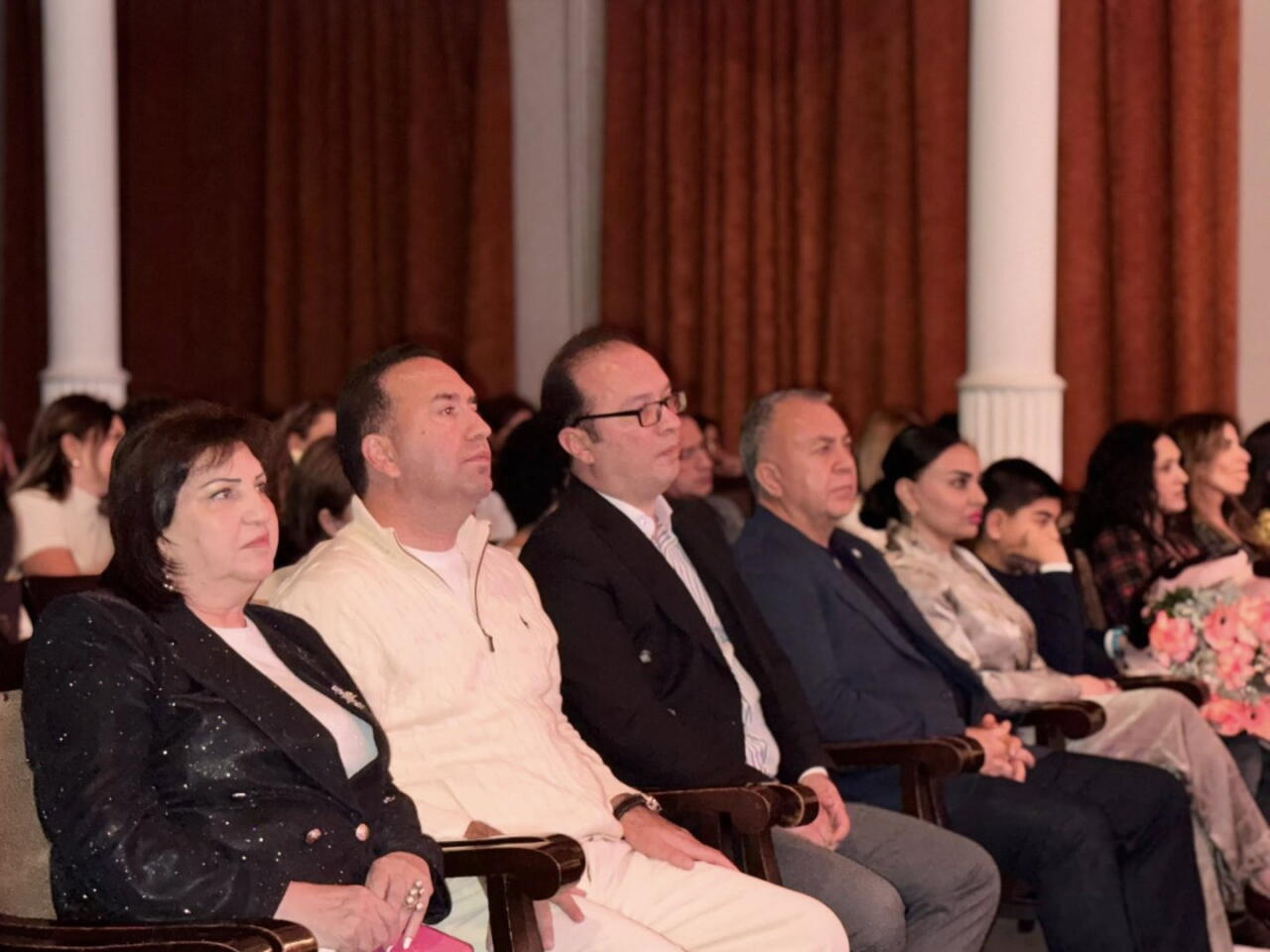 Когда театральная сцена Баку превращается в музыкальное кино